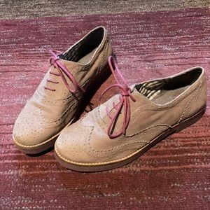 bp dress gray shoes with burgundy laces EUC
